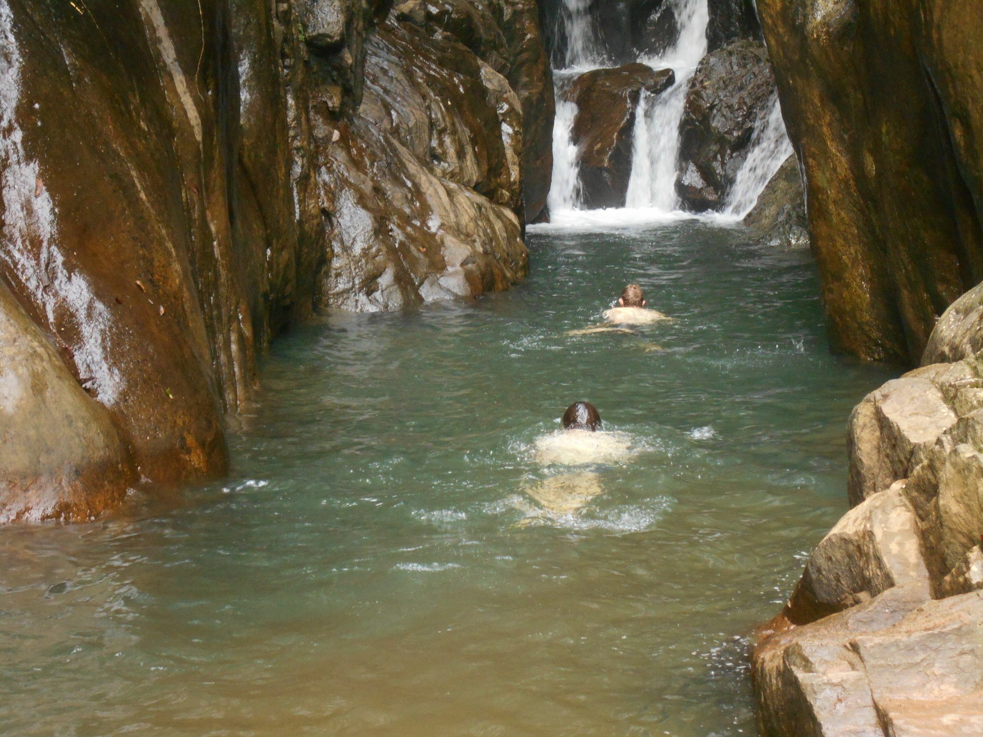 Sapphire Holiday Resort Ratnapura Exterior foto